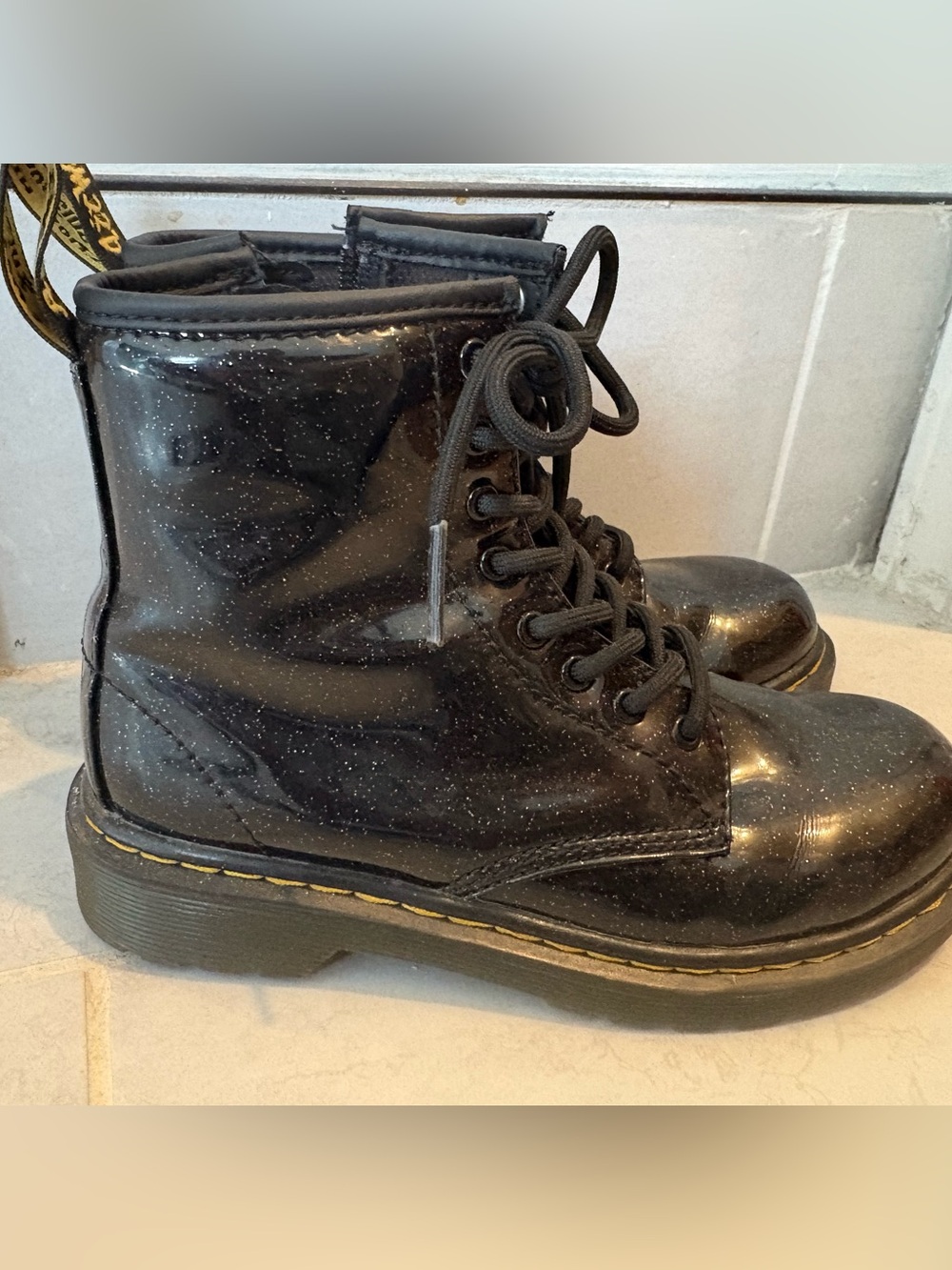 Dr Marten’s Glitter Boots Kids size 1